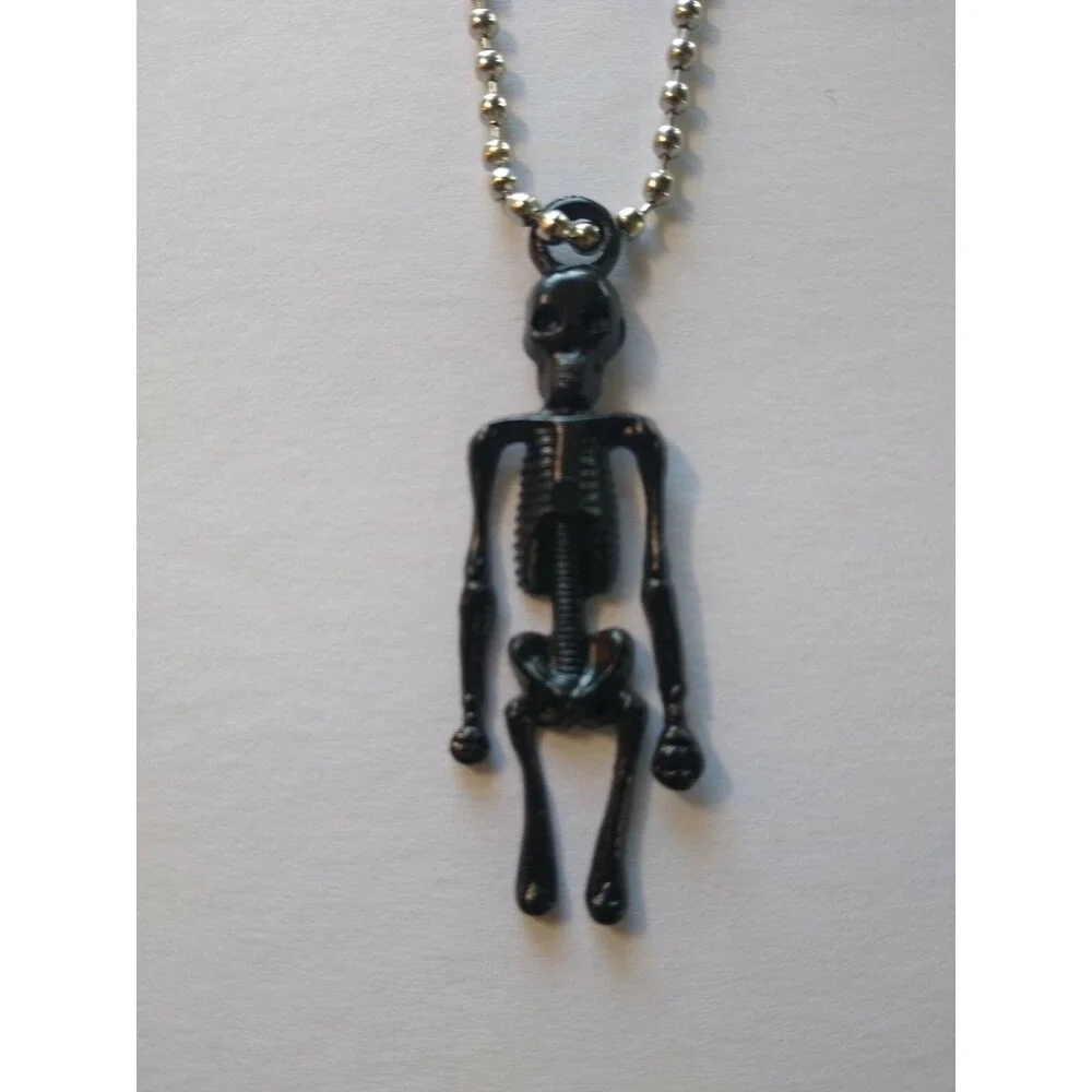 Halloween Plastic Skeleton Keychain Gothic Cool Dead Spooky Gift Black Vintage